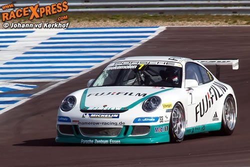 Jeroen Bleekemolen in actie met de Carrera